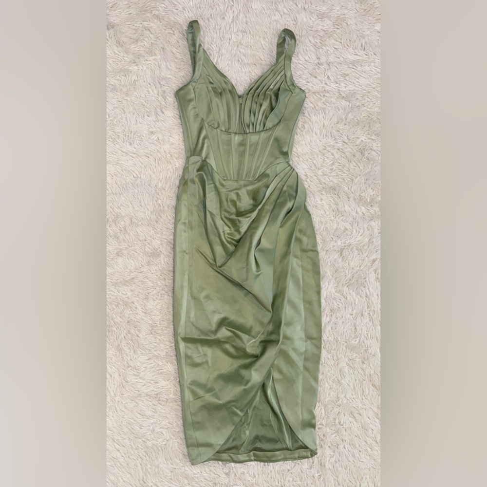 NWOT House of CB ‘Faye’ Pistachio green Corset Satin Corset Dress sz XS - Picture 5 of 8
